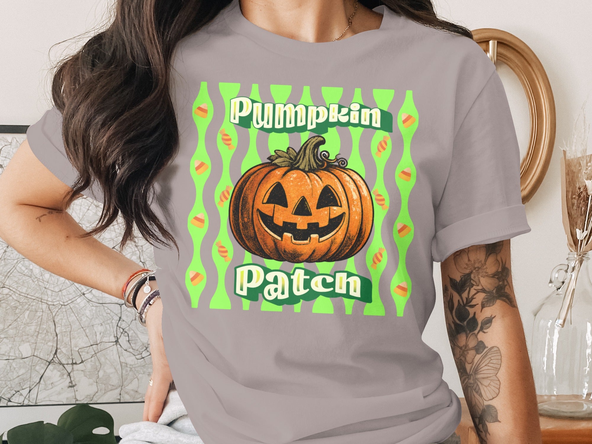 Gray t-shirt with central jack-o'-lantern and text: Pumpkin Patch.